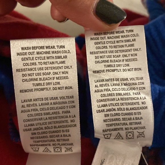 Spider-man Fleece Pajama Set with Socks - Picture 8 of 8